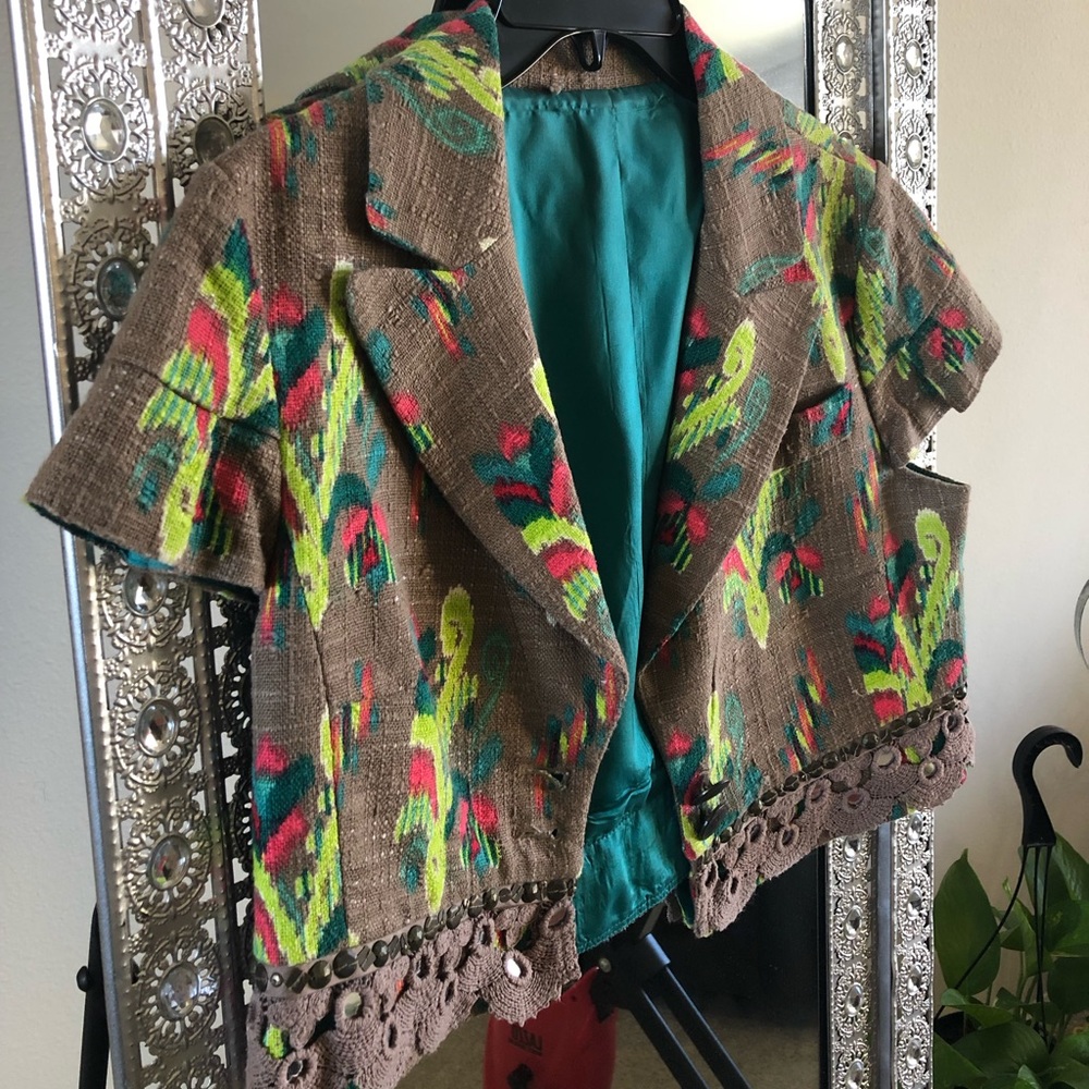 Cute crop jacket/ vest